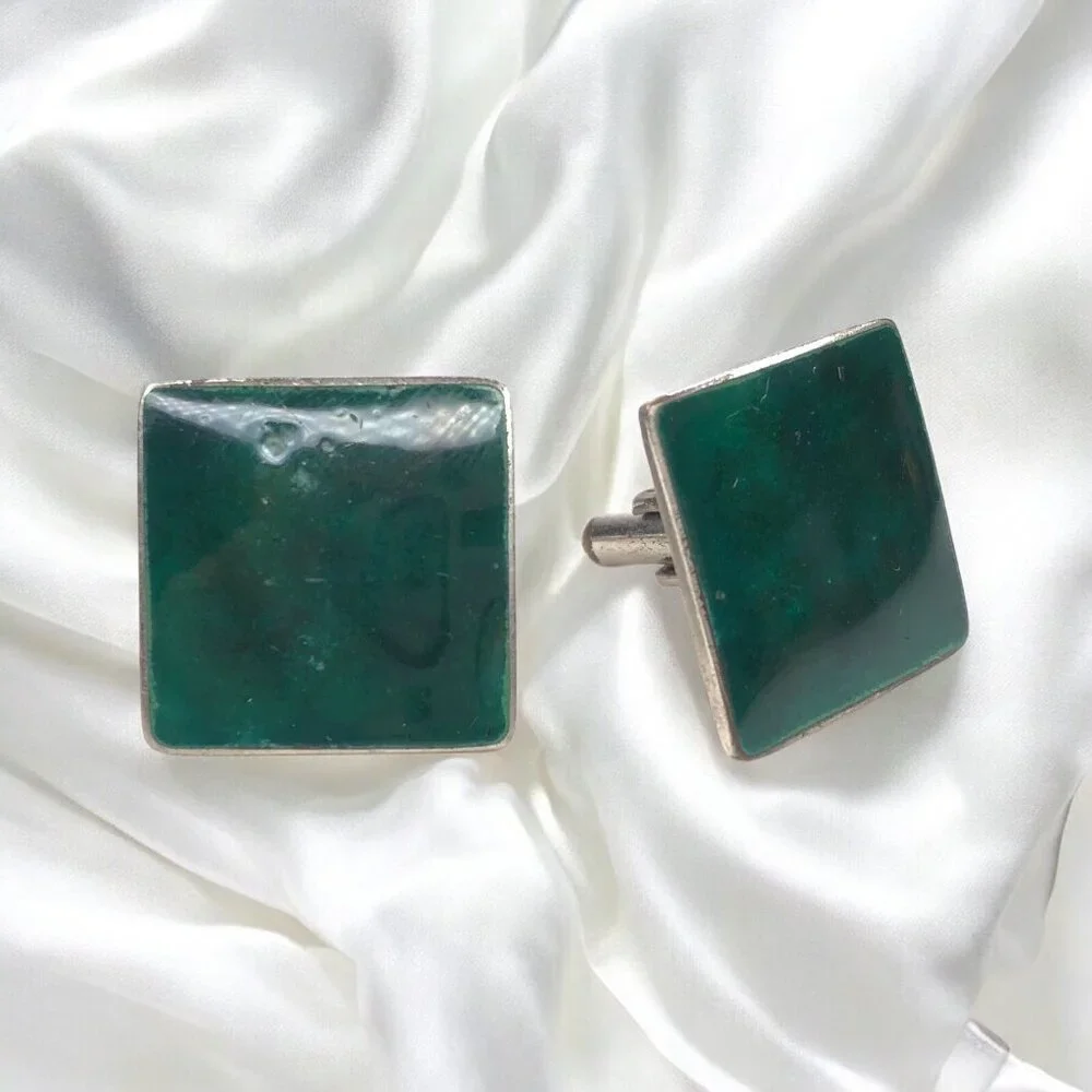 Vtg 1950s ABANA Mens Cufflink Emerald Green Jade Color Silvertone Base Square
